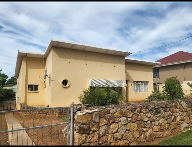 4 BEDROOM HOUSE FOR SALE IN MOSEL